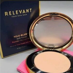 Soft Focus Powder Foundation - Grace 25